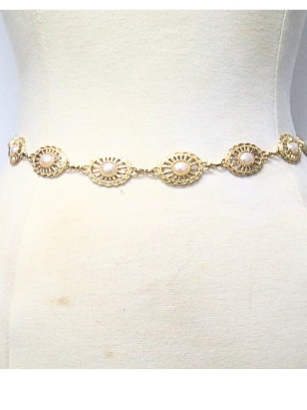 Women’s Gold Tone Chain Belt Faux Pearl Medallion Statement Waist Belt